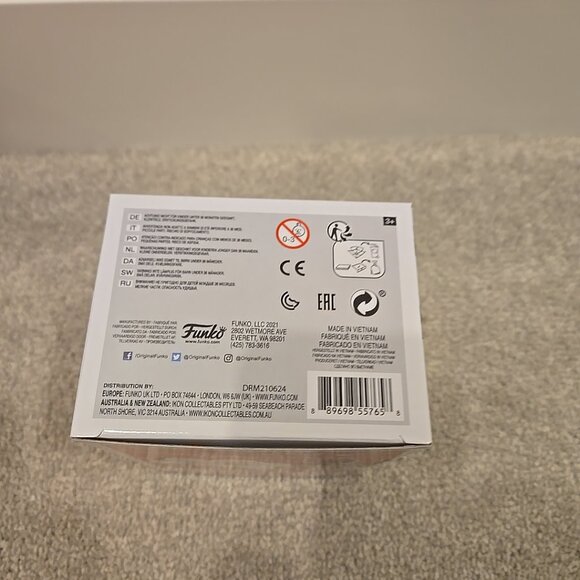 Funko Pop! Vinyl: Sanrio - Hello Kitty (Riding Bike with Noodle Cup) #45 - Picture 4 of 6